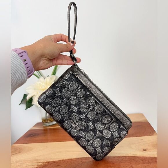 NWT Coach Double Zip Wallet‎ In Signature Canvas - Picture 2 of 5